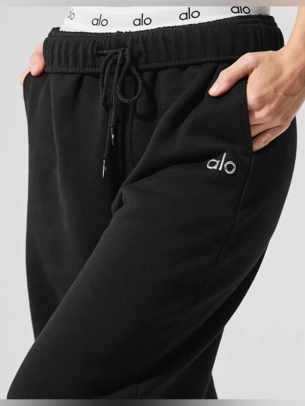 ALO accolade straight leg sweatpants